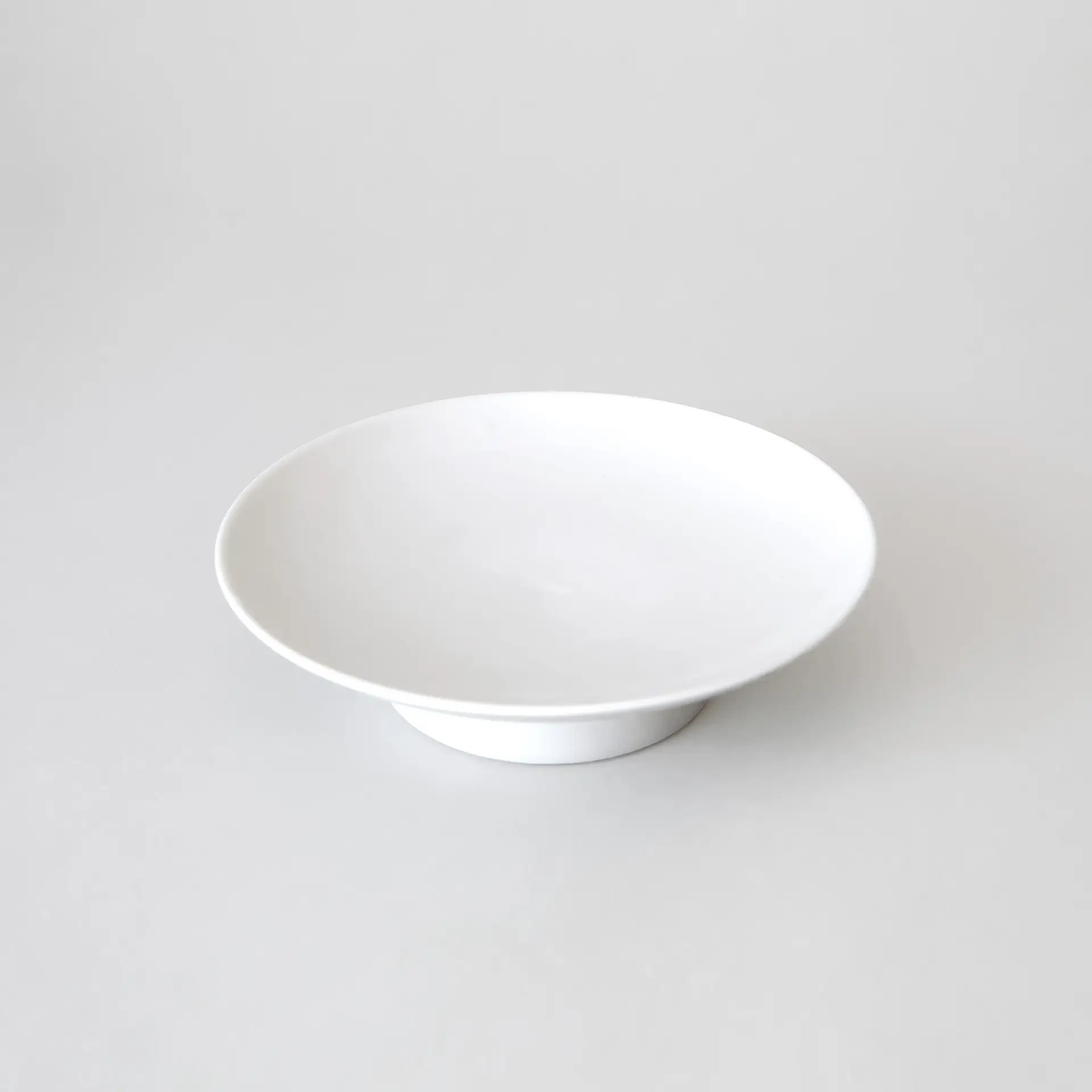 白磁 4寸 高台皿